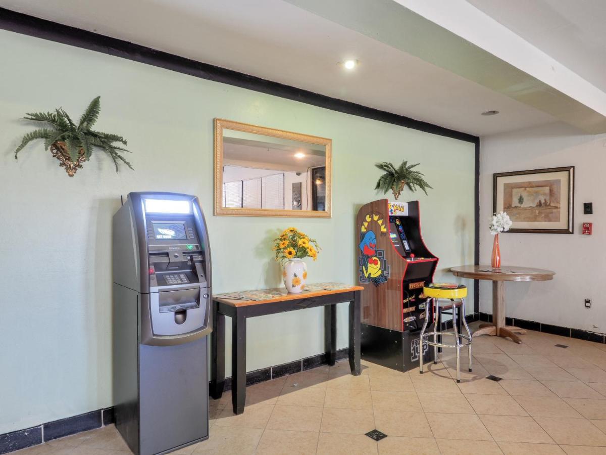 Lonestar Inn & Suites, Erick Ok Hwy 40 By Oyo Zewnętrze zdjęcie