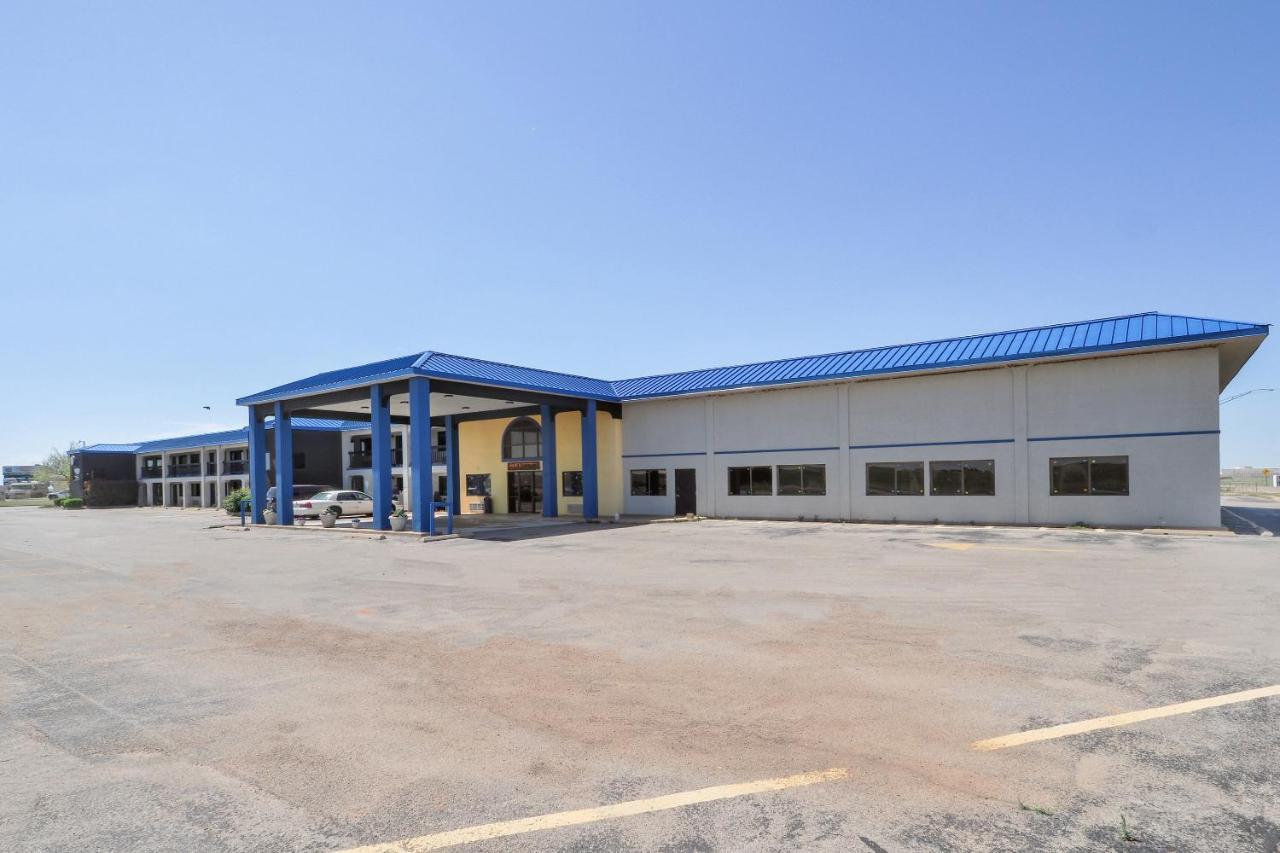 Lonestar Inn & Suites, Erick Ok Hwy 40 By Oyo Zewnętrze zdjęcie